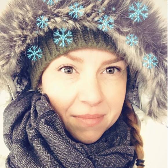 Meet your Posher, Stacy - Picture 1 of 1